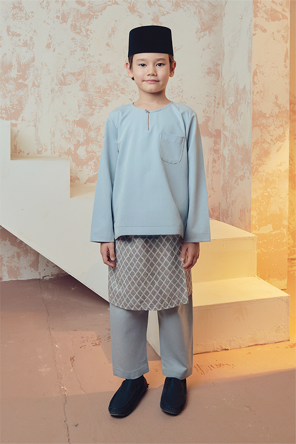 EUSOF KIDS IN POWDER BLUE